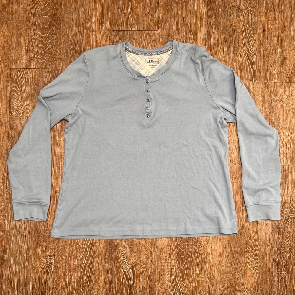 LL Bean Womens Reg Blue Henley Long Sleeve Relaxed Soft Top | Size: Large